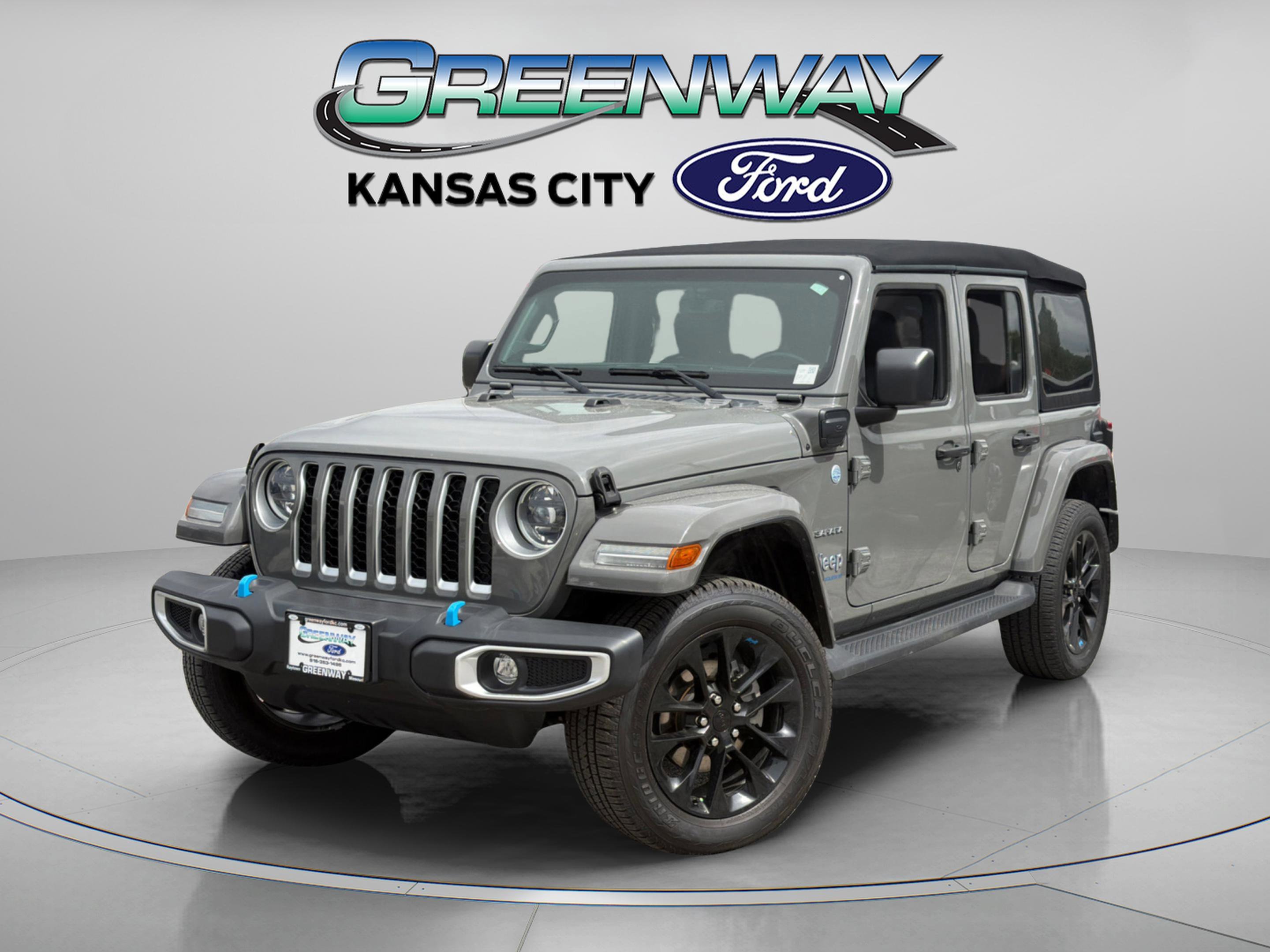 Used 2023 Sting Gray Clearcoat Jeep Sahara image 3