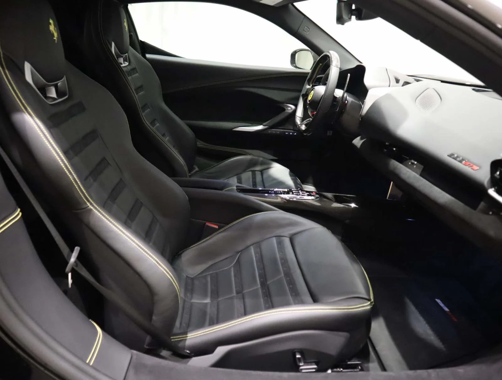 Used 2025 Nero Daytona Ferrari Coupe image 40