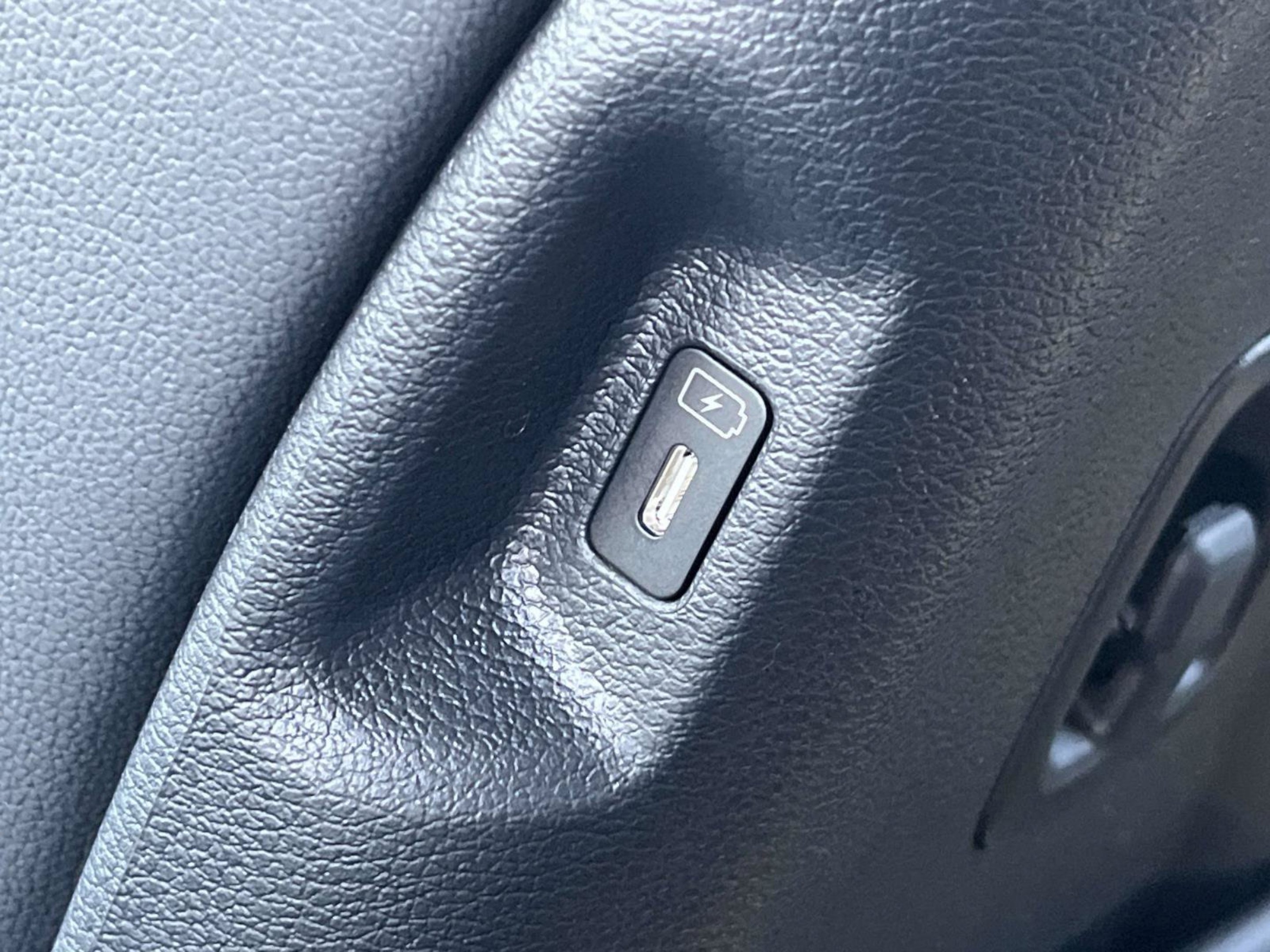New 2026 Shadow Matte Gray Kia X-Line image 14