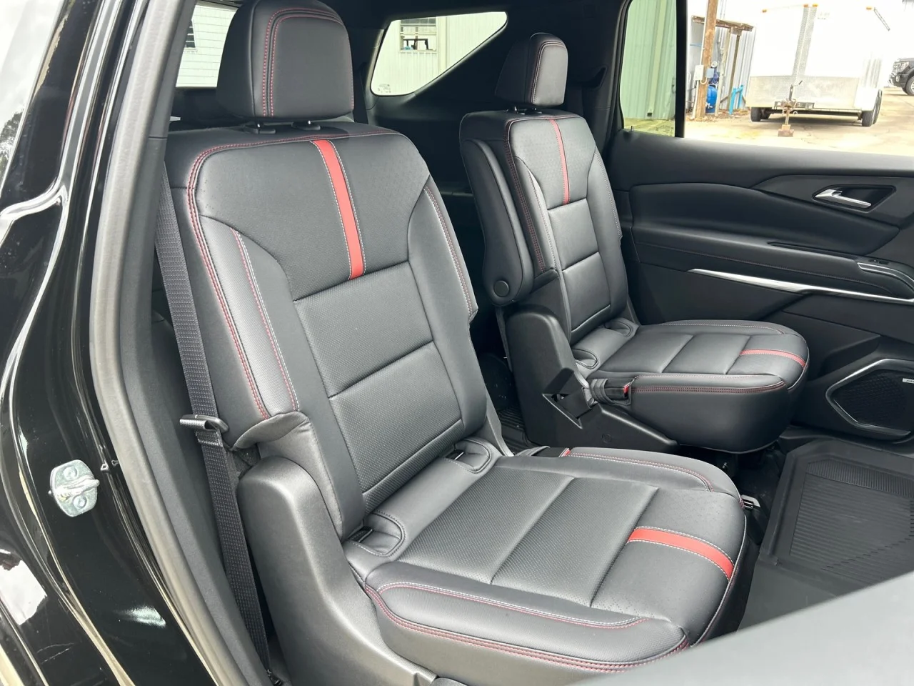 New 2026 Mosaic Black Metallic Chevrolet RS image 19