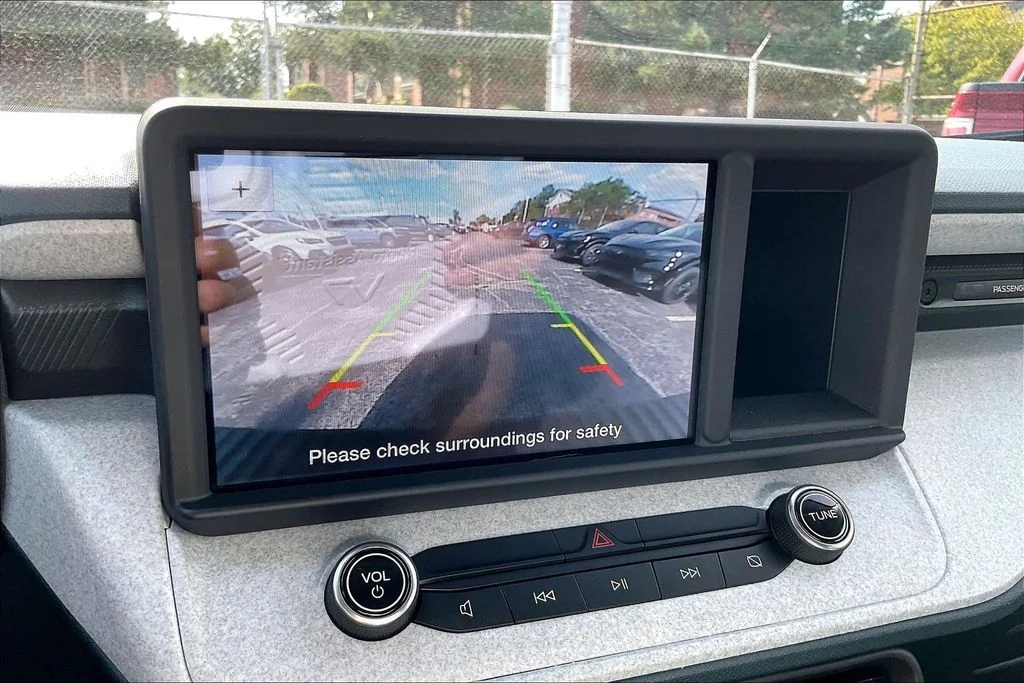Used 2024 Silver Ford XLT image 20