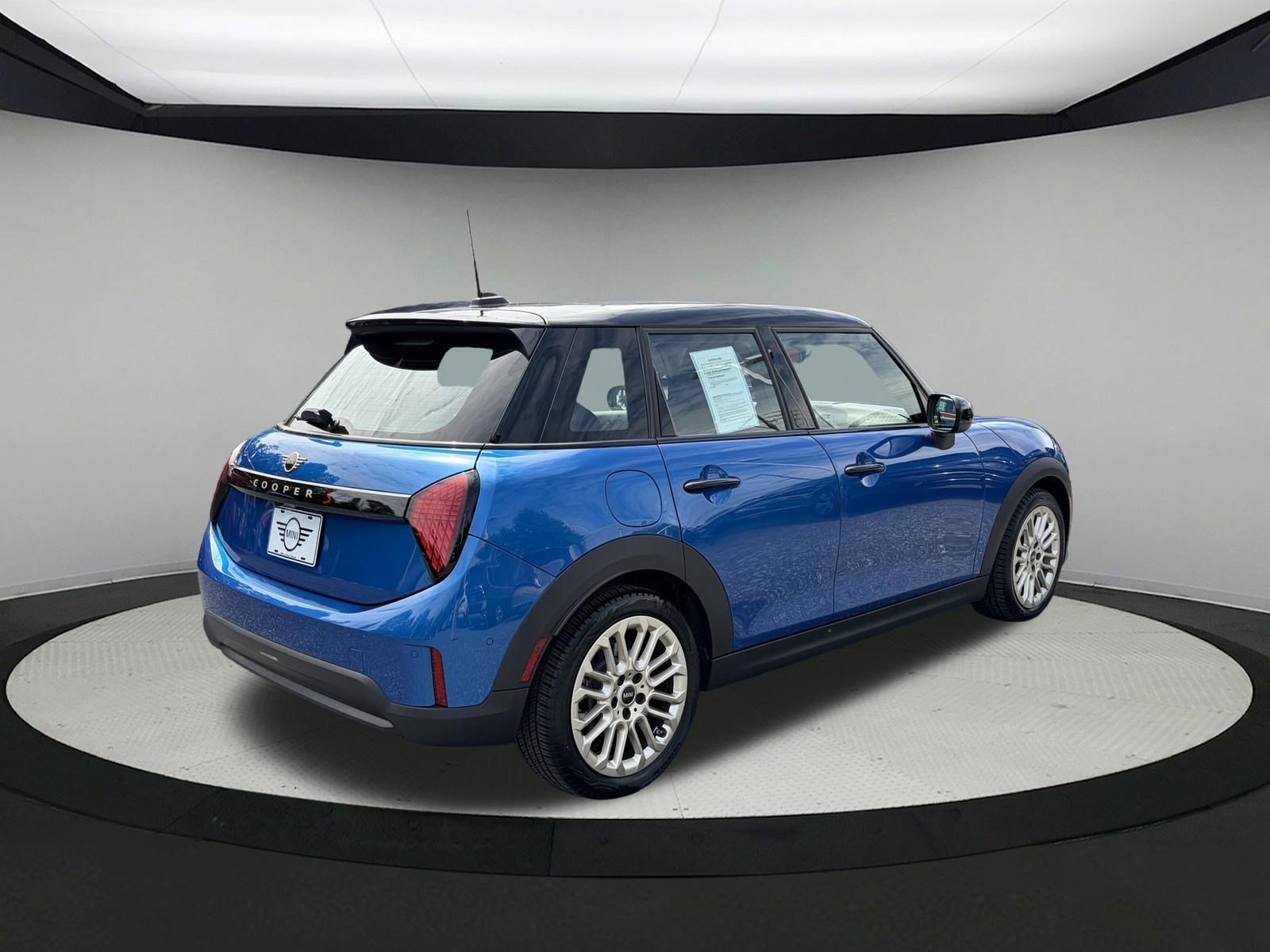 2025 MINI Hardtop 4 Door S - Photo 6