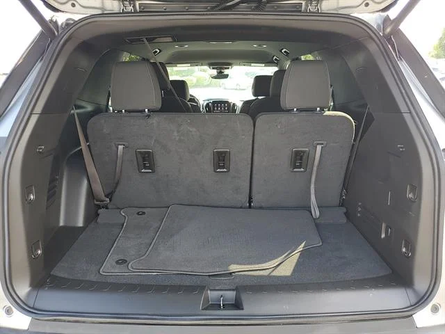 Used 2023 Sterling Gray Metallic Chevrolet LT Cloth image 9