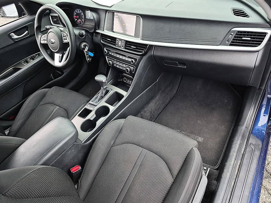 Used 2020 Horizon Blue Kia LX image 33