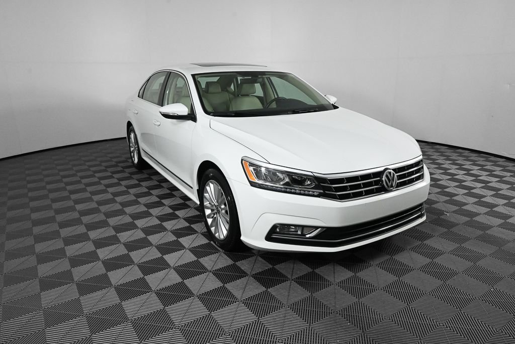 Used 2016 White Volkswagen 1.8T SE image 23