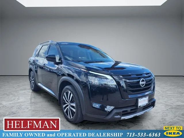 Pre-Owned 2024 Nissan Pathfinder Platinum