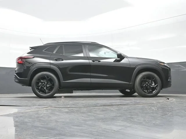 New 2026 Mosaic Black Metallic Chevrolet LT image 24