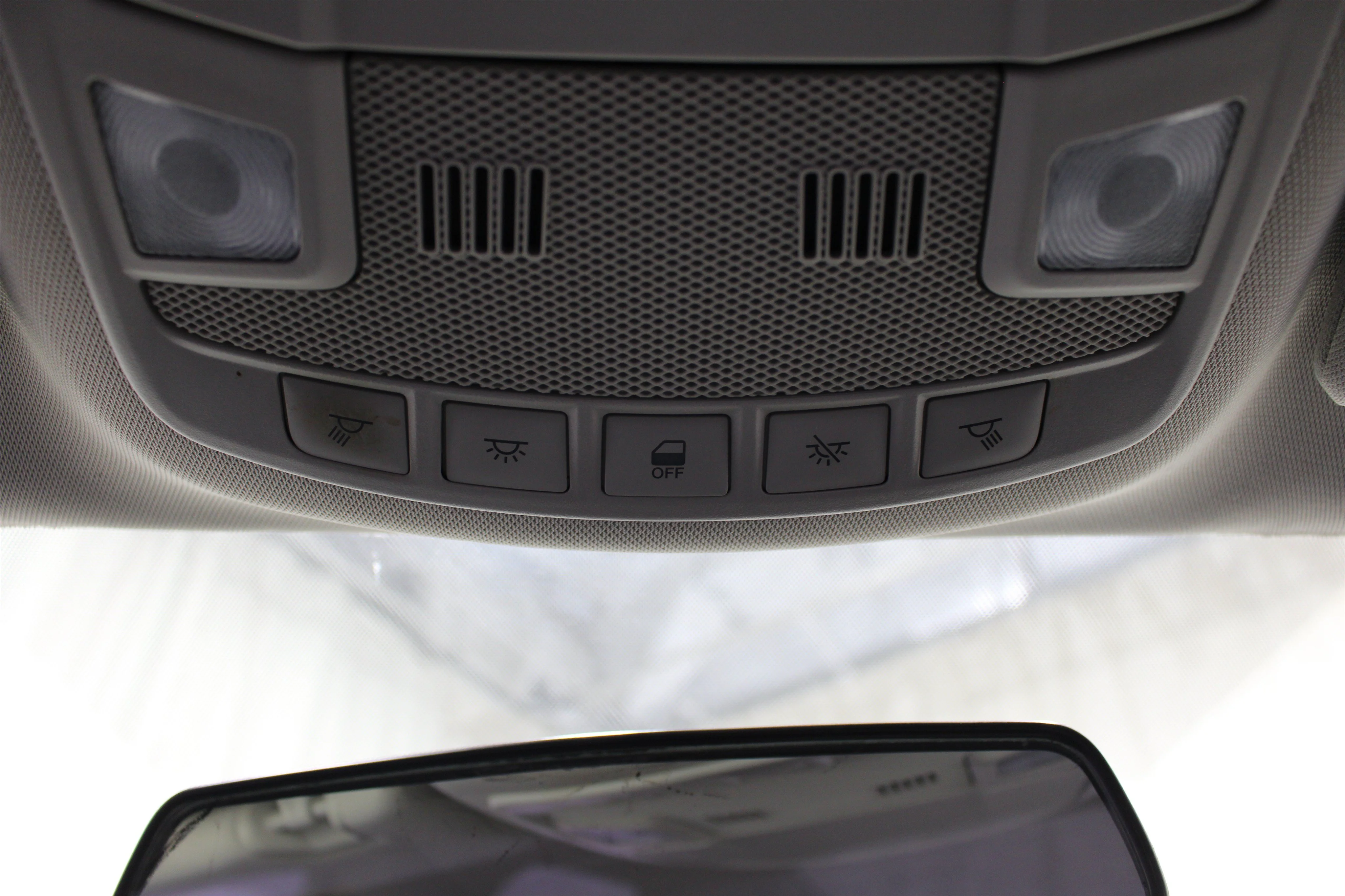Used 2014 Silver Ford S image 16