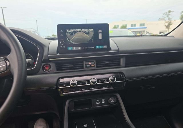 2025 Honda Pilot Touring - Photo 8