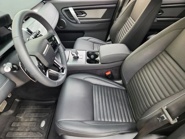Certified Used 2025 Black Land Rover SE image 13