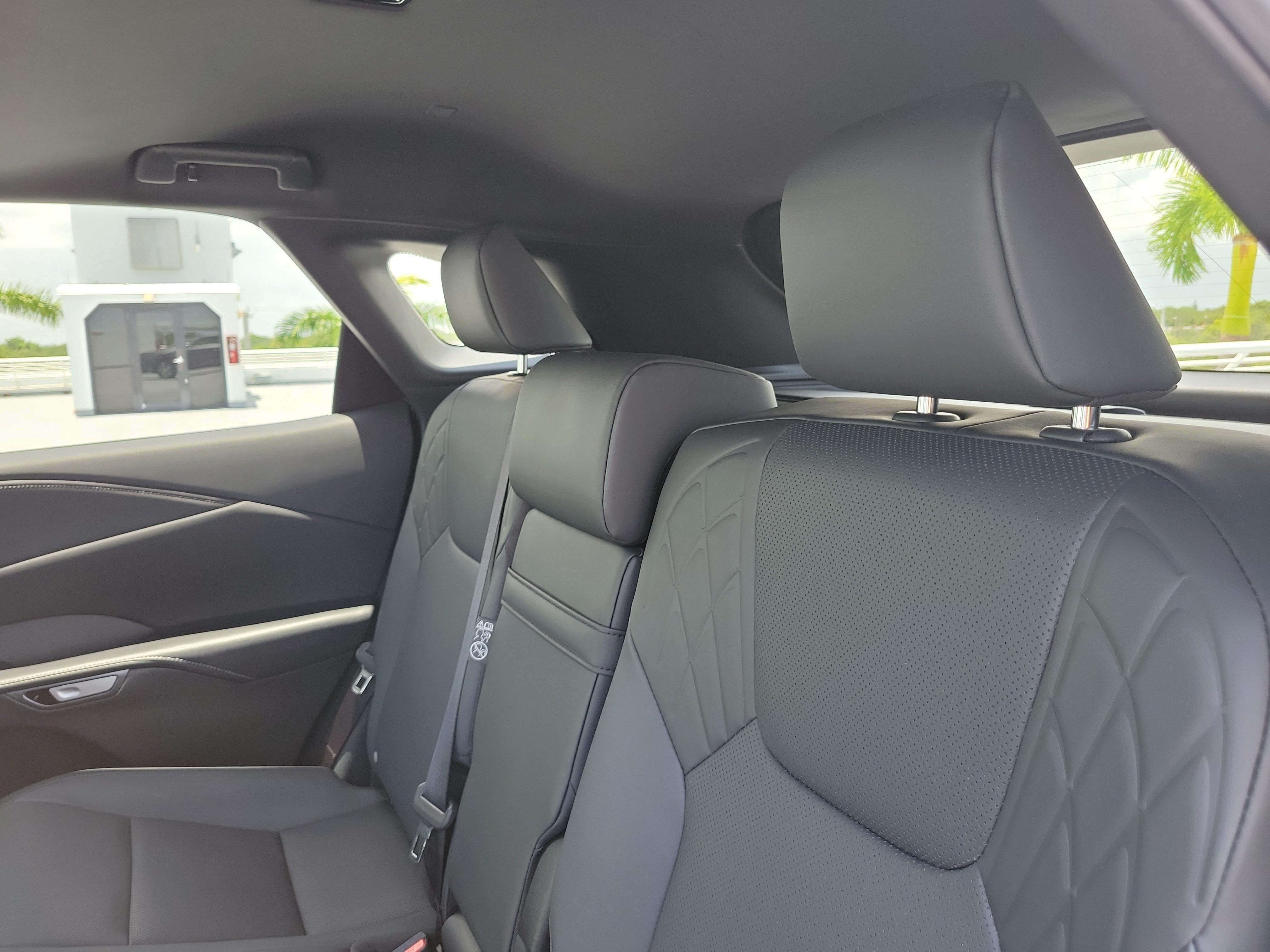 Certified Used 2025 CLOUDBURST GRAY Lexus RX 350 Premium image 12
