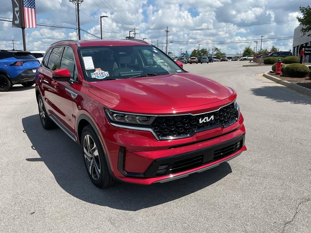Used 2022 Runway Red Kia SX image 2