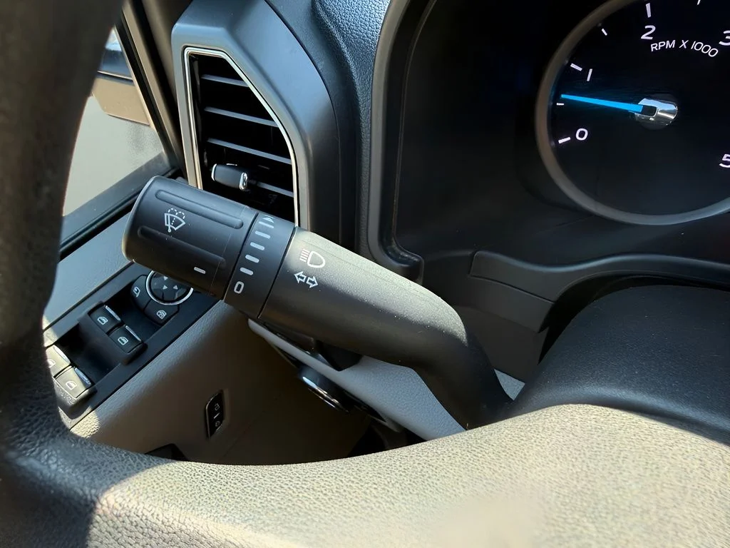 Used 2021 Gray Ford XLT image 28
