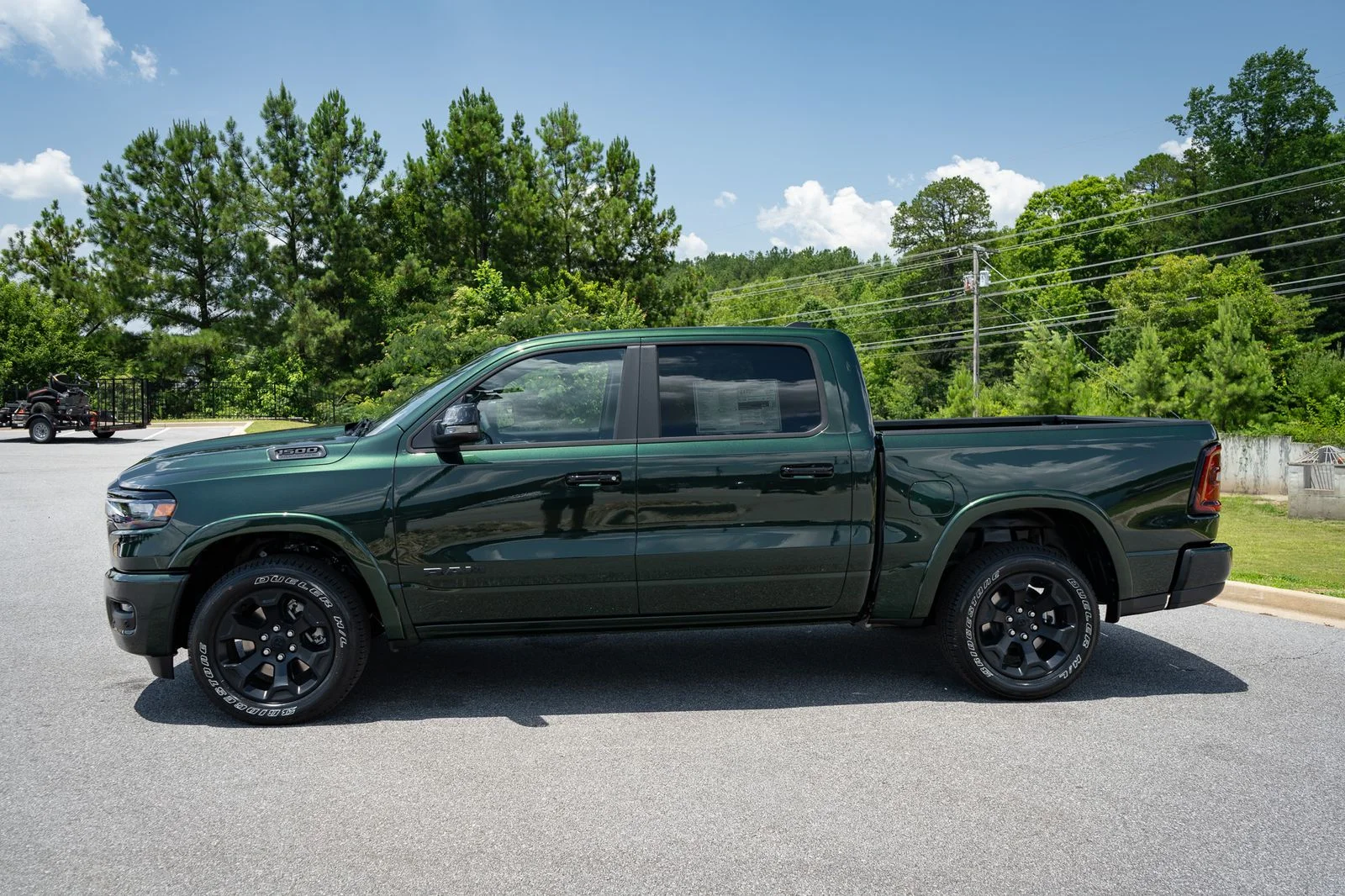 New 2026 Serrano-Green Metallic Exterior Paint RAM Big Horn/Lone Star image 5
