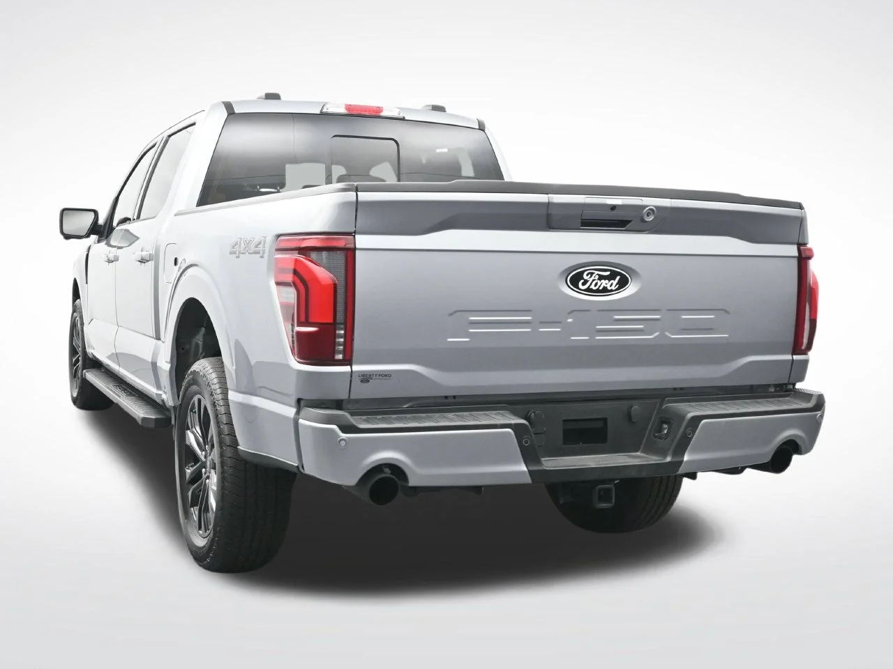 Used 2025 Silver Metallic Ford Lariat image 9