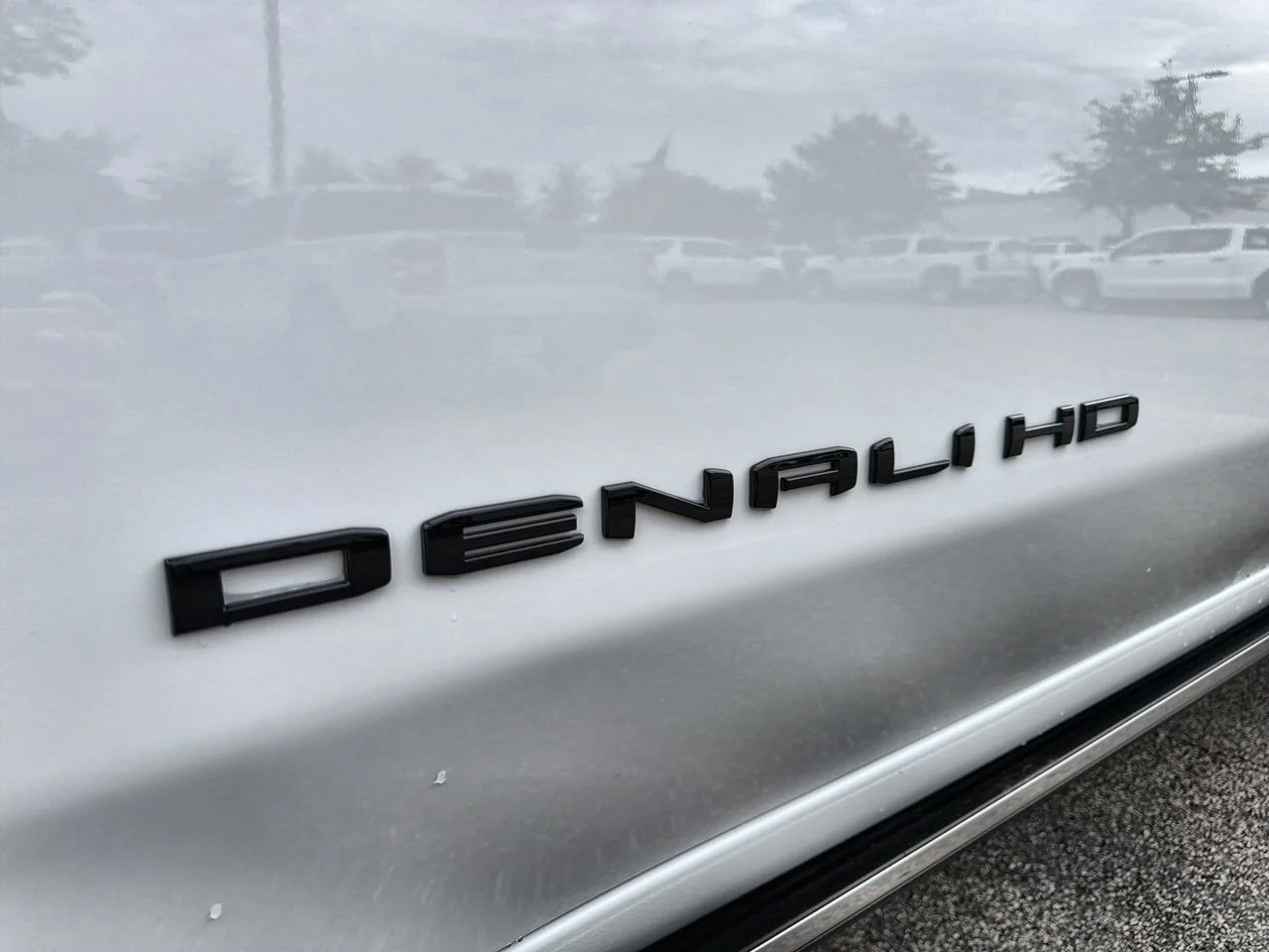 New 2026 Summit White GMC Denali Ultimate image 27