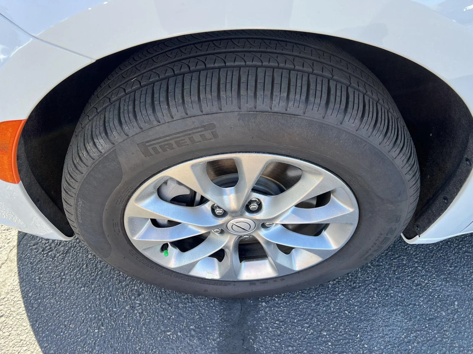 2026 Chrysler Pacifica Limited - Photo 10