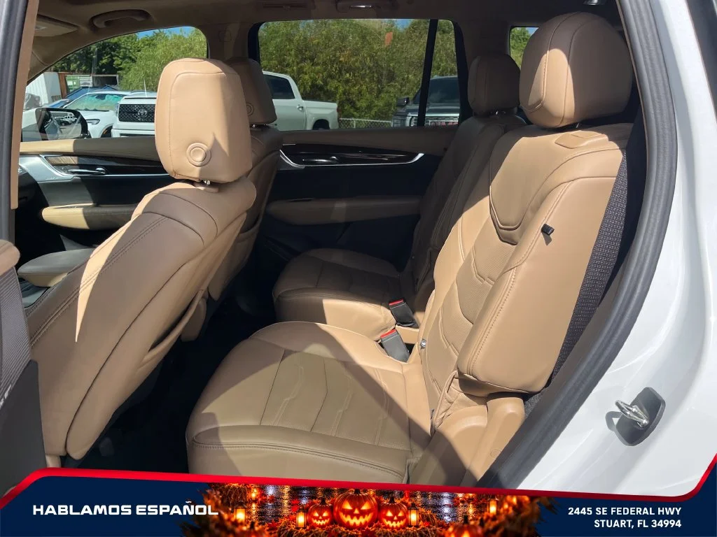 Used 2023 CRYSTAL WHITE TRICOAT Cadillac AWD Premium Luxury image 11