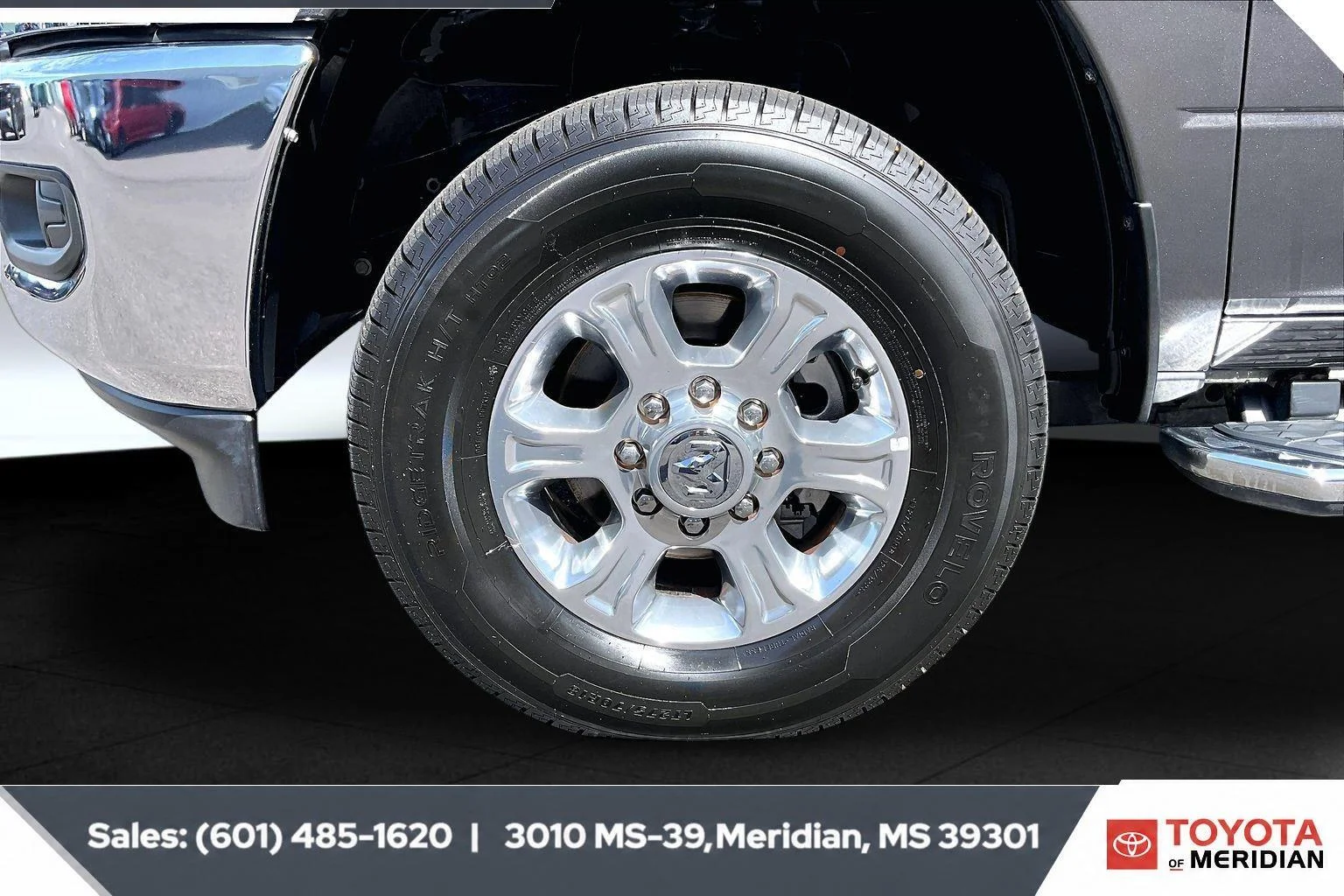 Used 2023 Granite Crystal Metallic Clearcoat Ram Big Horn image 7