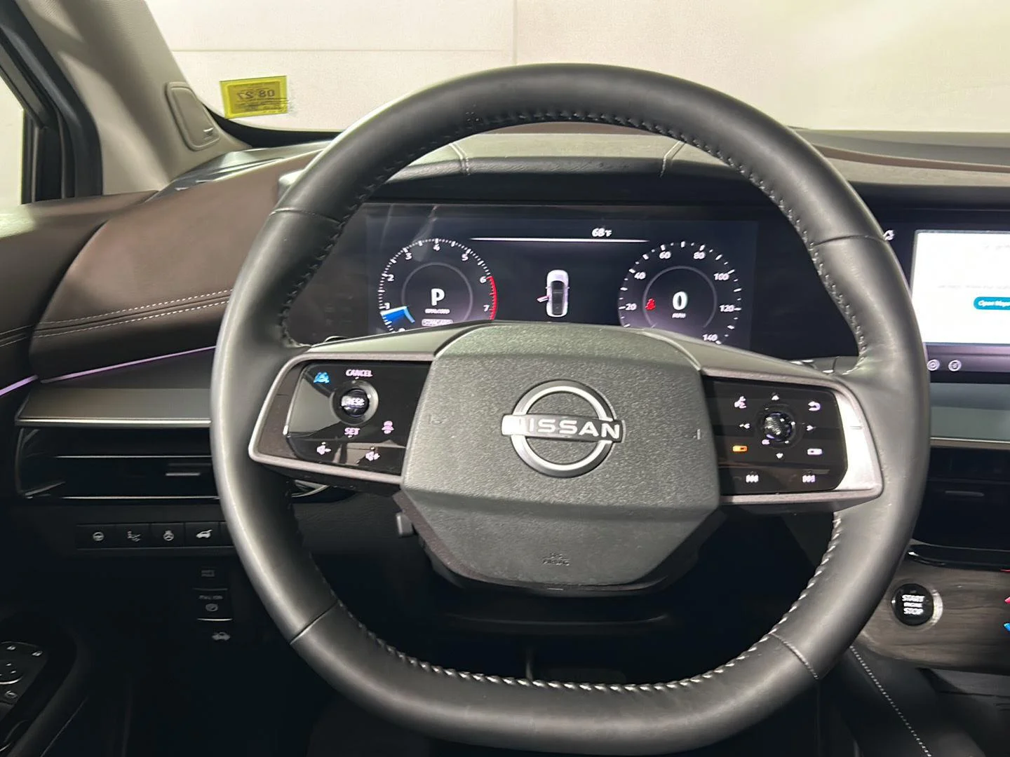 Used 2025 Everest White Pearl Tricoat Nissan Platinum image 32