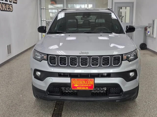 Used 2024 Jeep Compass Latitude with VIN 3C4NJDBN6RT118122 for sale in Detroit Lakes, Minnesota