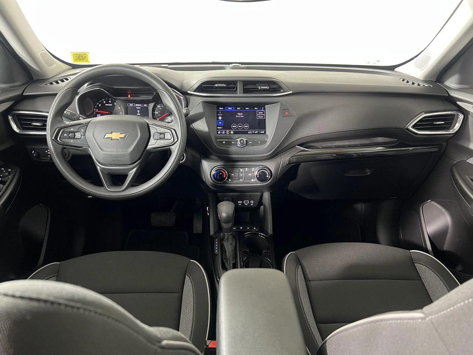 Used 2023 Sterling Gray Metallic Chevrolet LT image 41