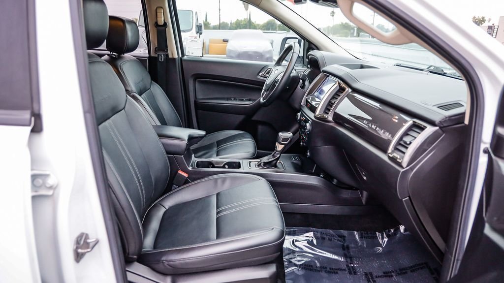 Used 2019 Oxford White Ford Lariat image 20