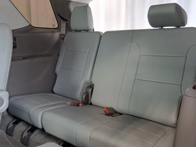 Used 2019 Gray Chevrolet 3LT image 31