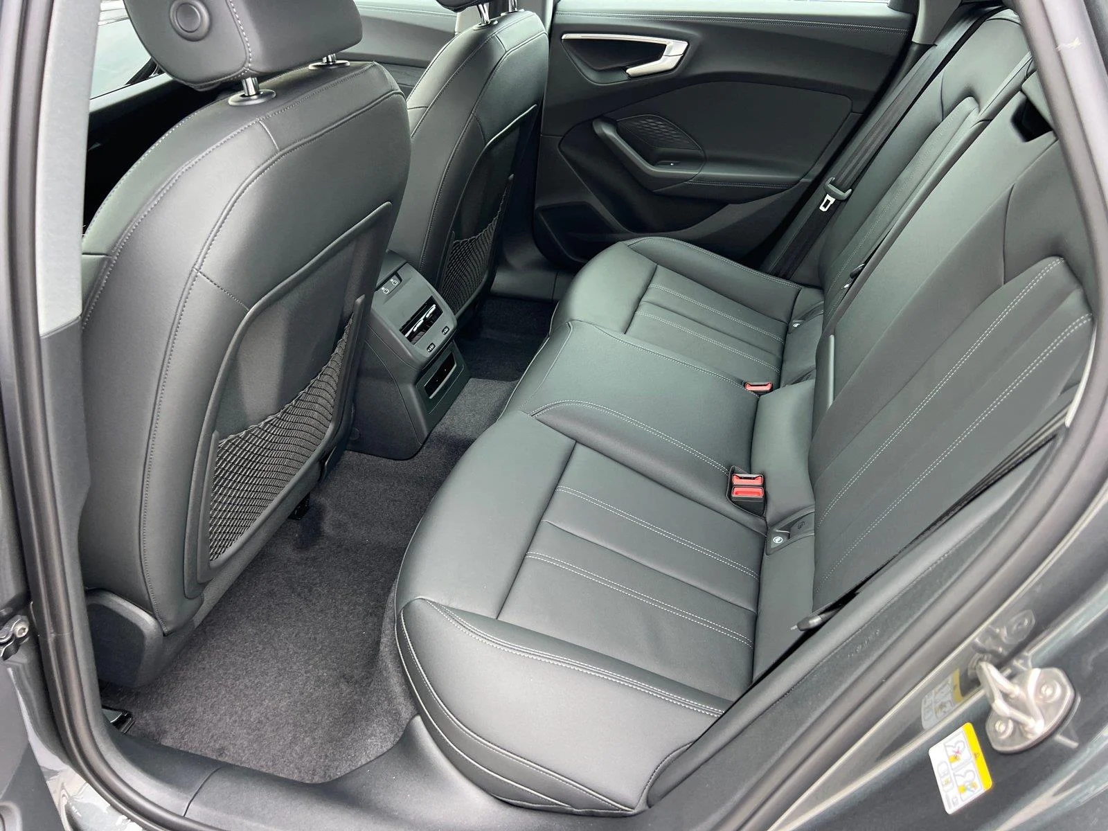 New 2026 Daytona Gray Metallic Audi Premium image 15