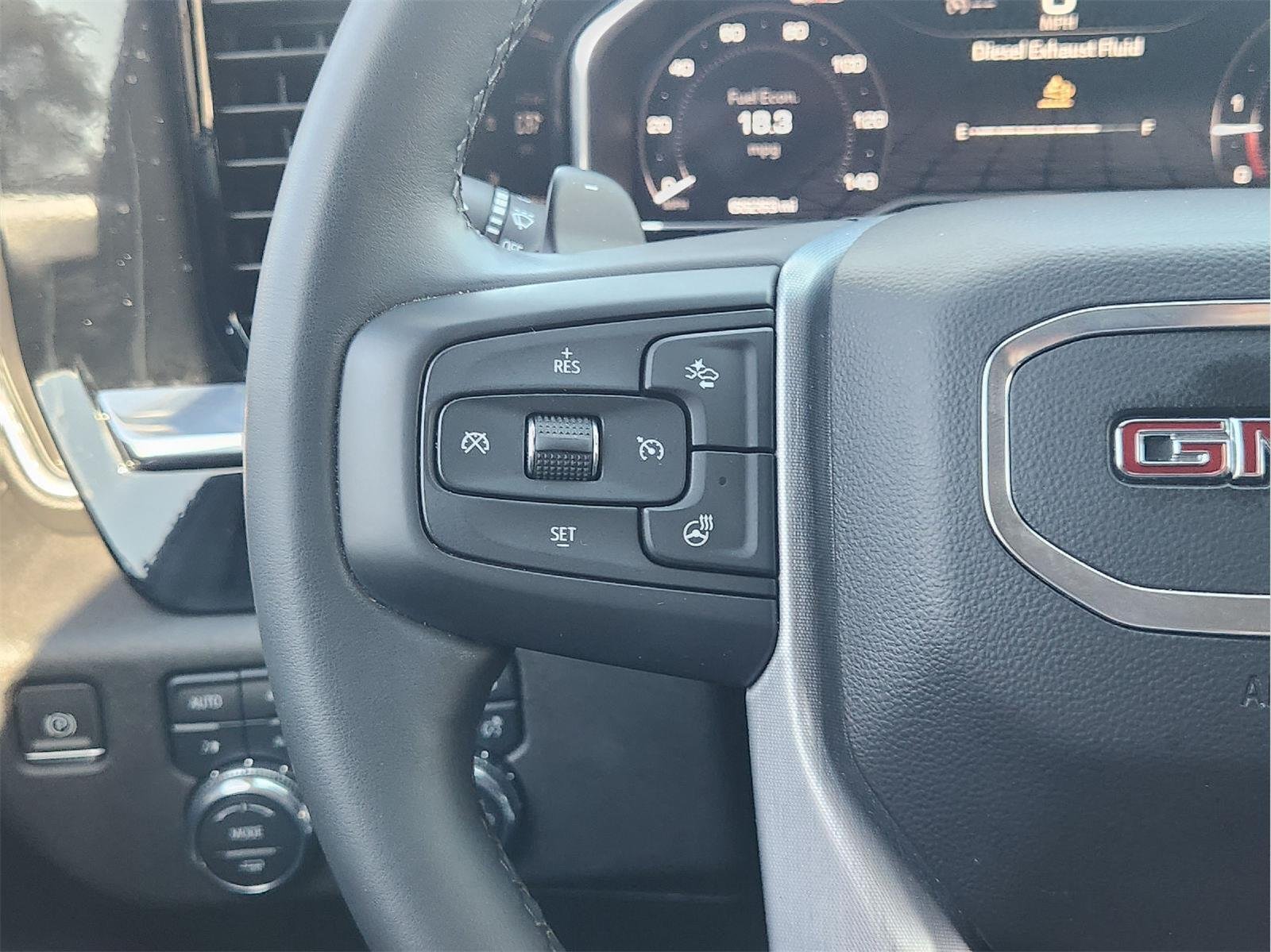 2024 GMC Sierra 1500 photo 26 of 31