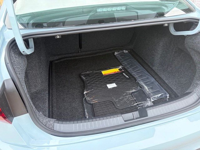 New 2027 Monument Gray Volkswagen 1.5T SE image 30
