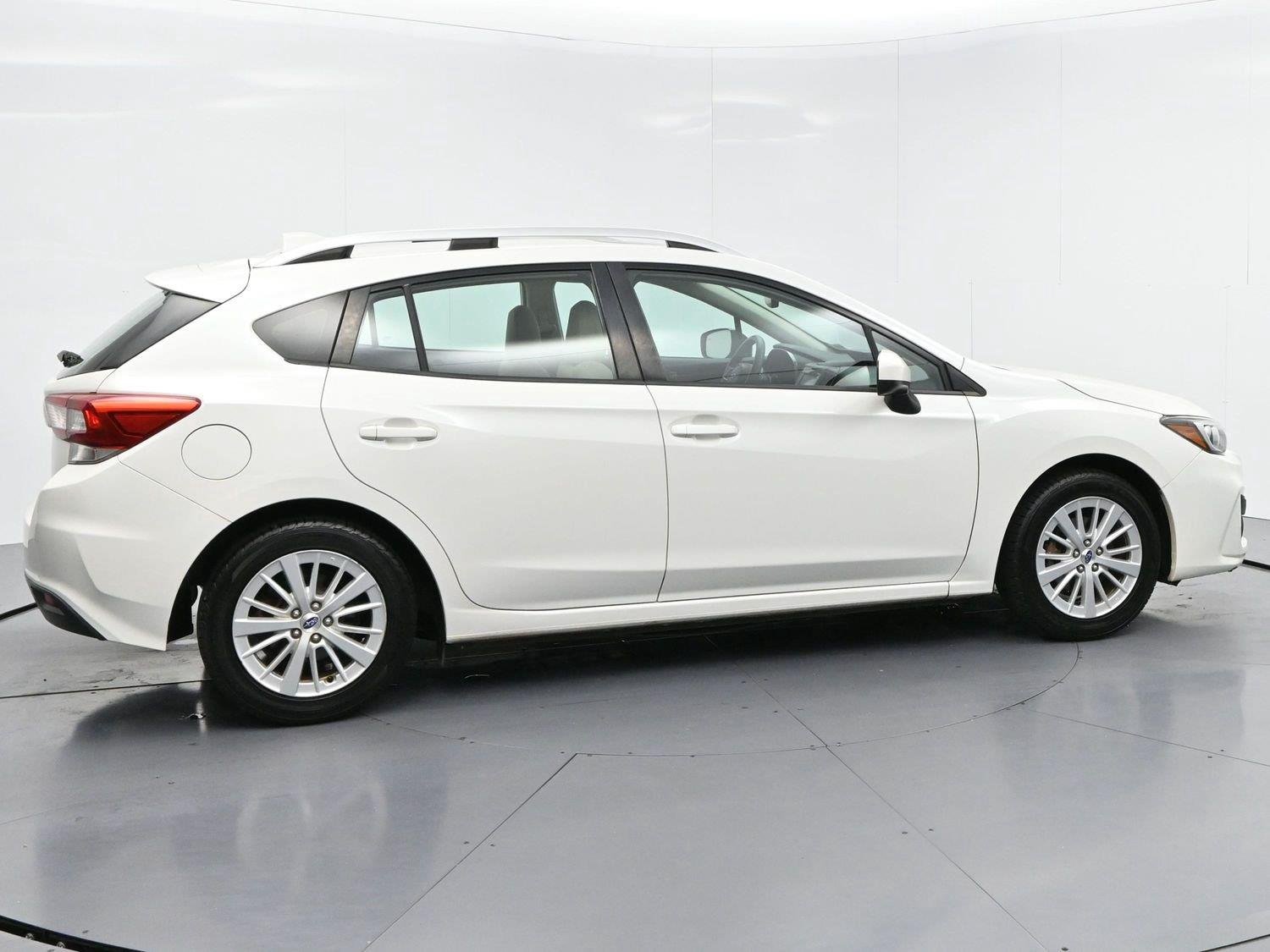 Used 2018 Crystal White Pearl Subaru Premium image 8