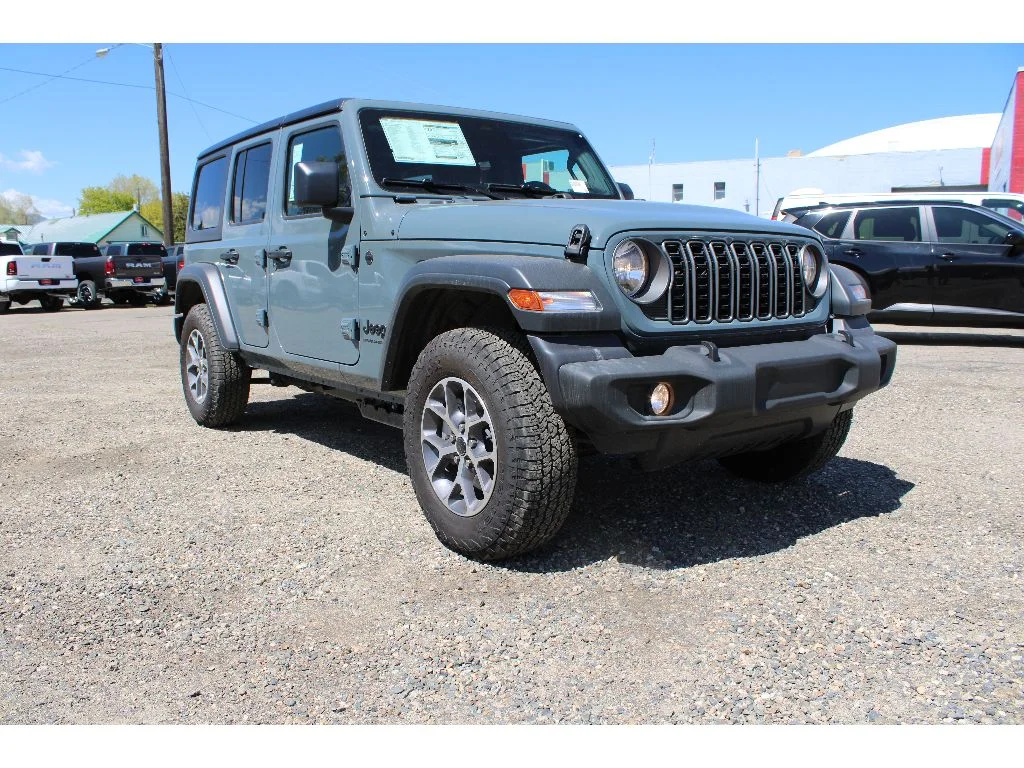 2026 Jeep Wrangler Sport S's photo