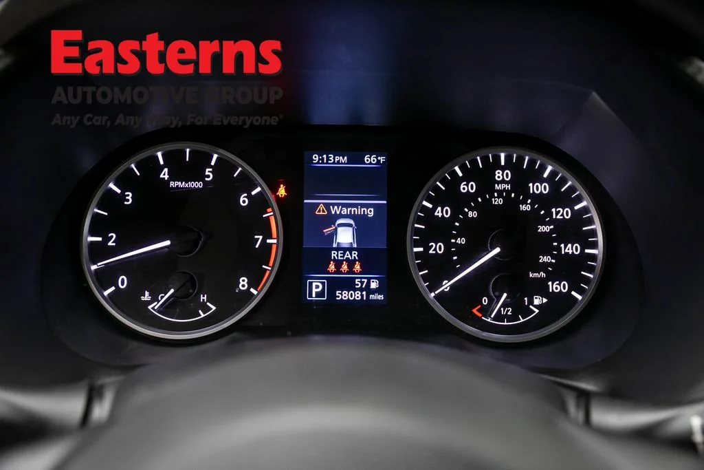 Used 2024 Gray Nissan S image 17