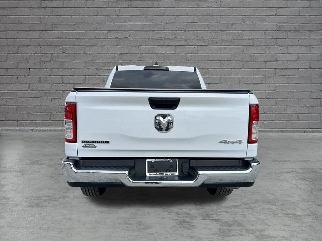 Used 2023 White Ram Big Horn/Lone Star image 7