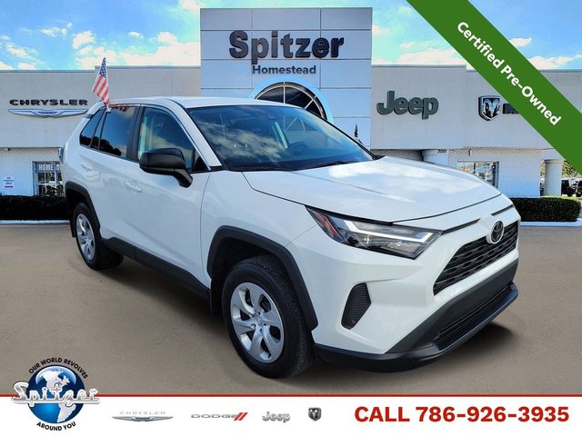 2025 Toyota RAV4 LE