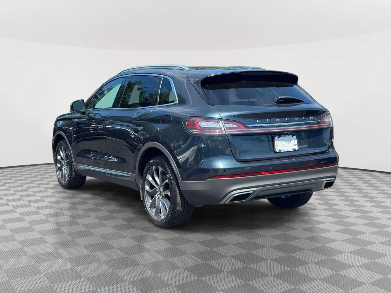 Used 2022 Flight Blue Metallic Clearcoat Lincoln Reserve image 5