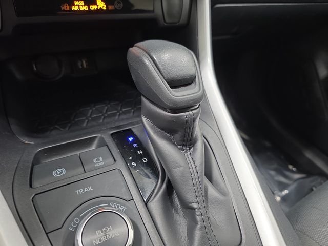 Certified Used 2025 White Toyota XLE image 20