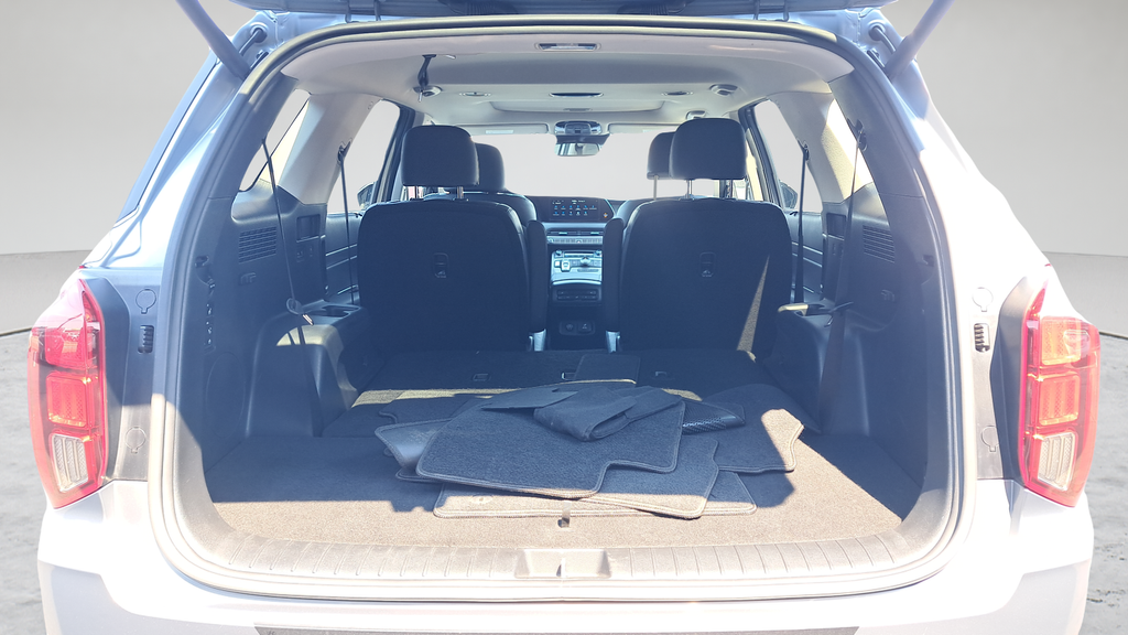 Used 2020 Silver Hyundai SEL image 27