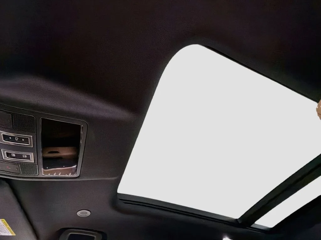 2026 Land Rover Defender X-Dynamic SE - Photo 23