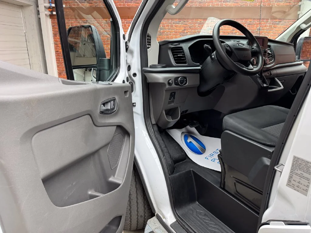 Certified Used 2025 Oxford White Ford Base image 10