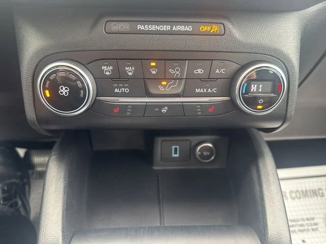 Used 2020 White Ford SEL image 33