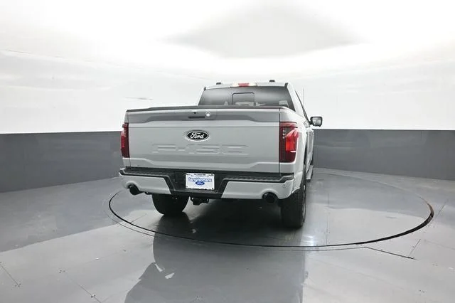 New 2026 Avalanche Ford XLT image 7