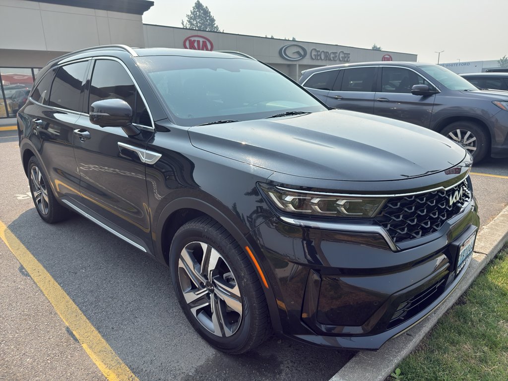 Used 2022  Kia SX Prestige image 2
