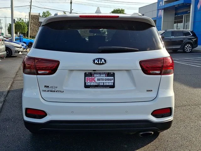 Used 2019 White Kia LX image 6