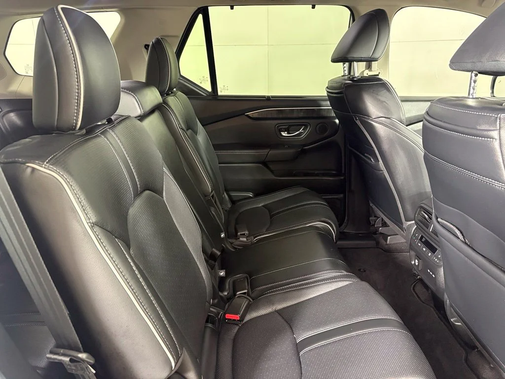 Used 2025  Honda Elite image 17