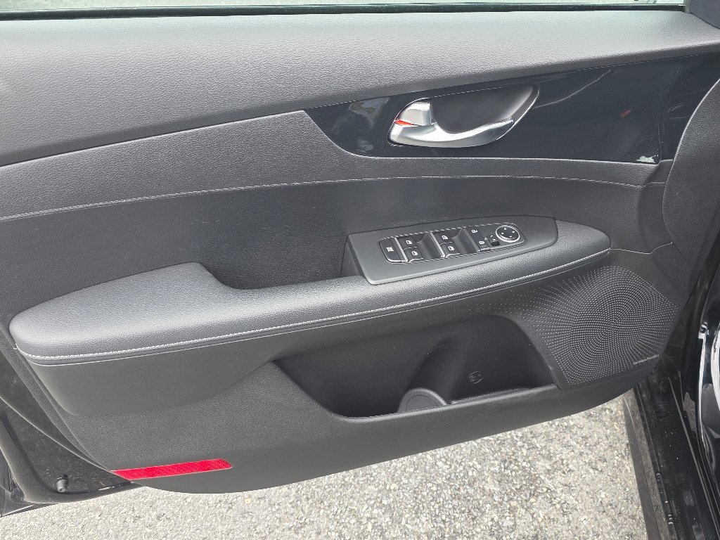 2023 Kia Forte GT-Line - Photo 32