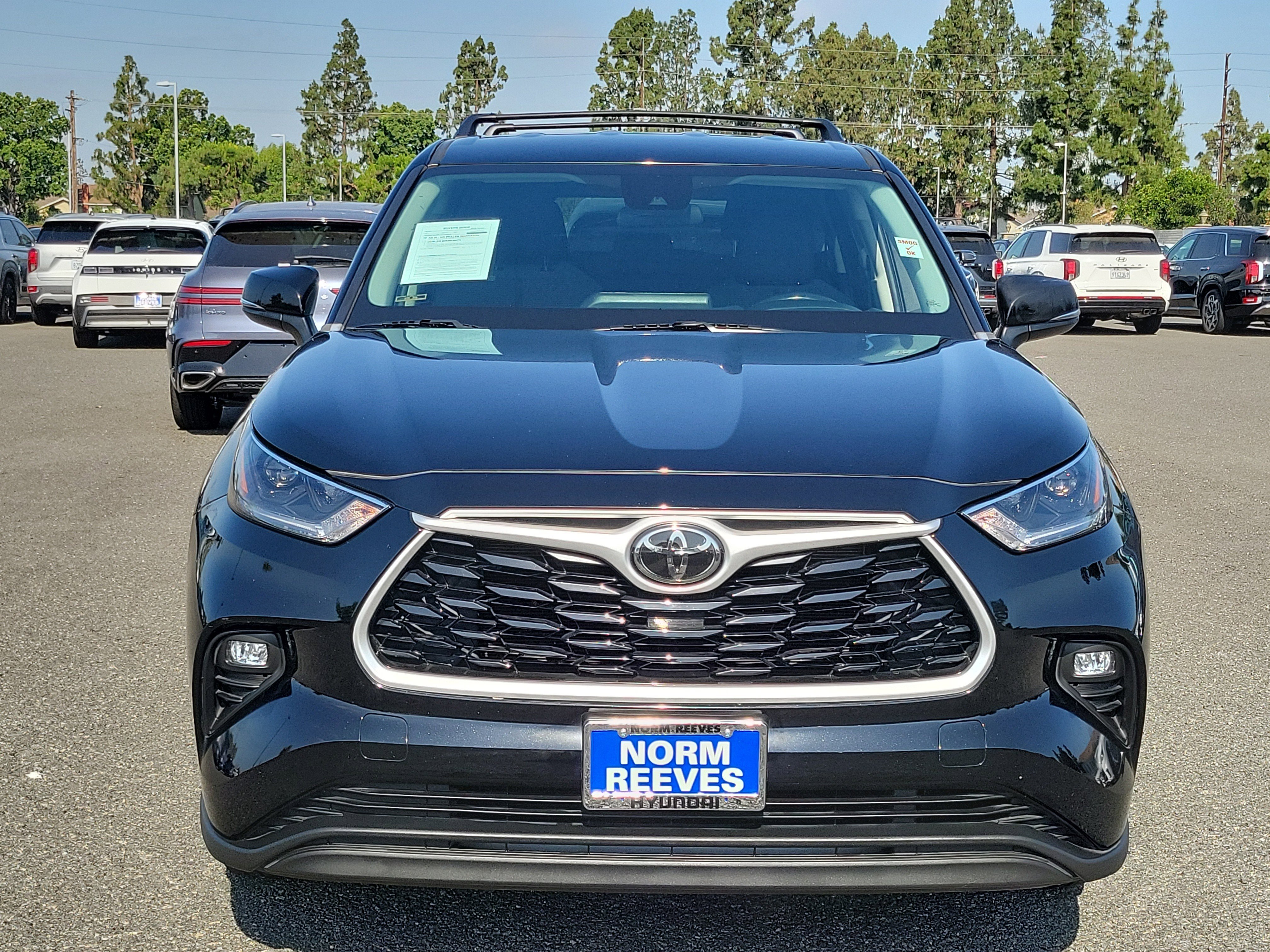 2021 Toyota Highlander LE - Photo 6