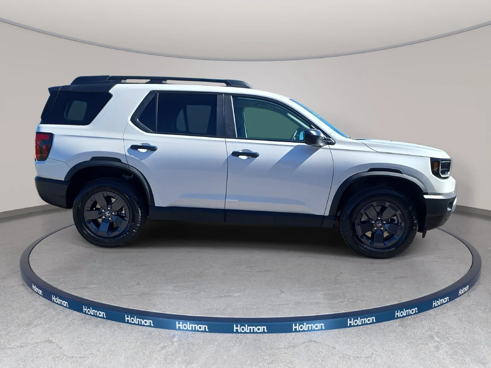 New 2026 Platinum White Pearl Honda RTL Towing image 4