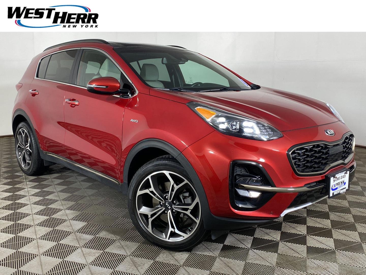 Used 2021 Hyper Red Kia SX Turbo image 1